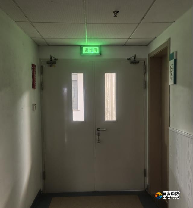 避難層、避難間未設置明顯指示標識
